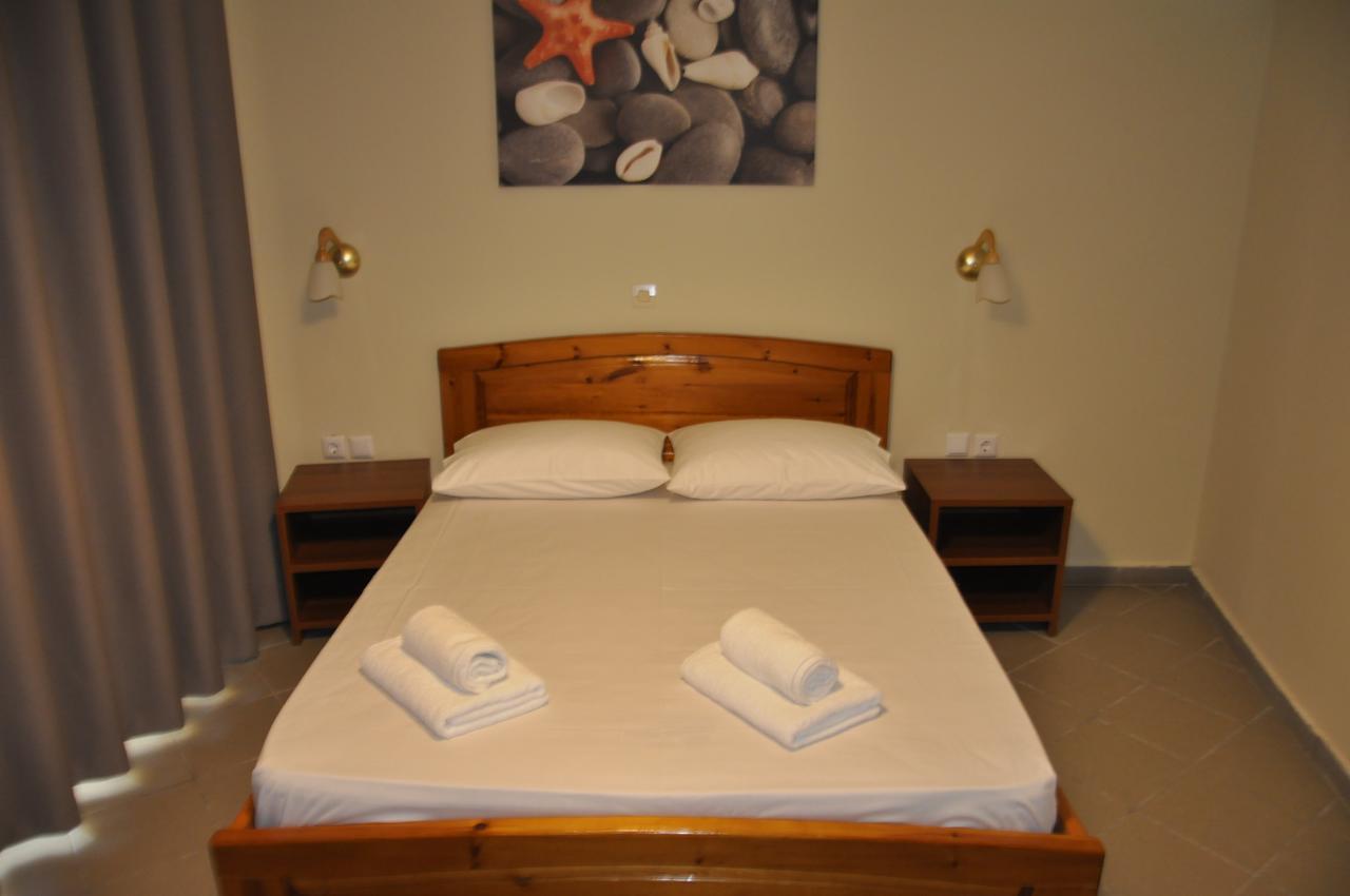 Zotos Apartment Himare Exterior photo